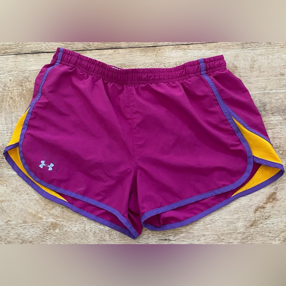 Under Armour Women’s Sz S‎ Escape 3” Fuschia/Orange Athletic Shorts